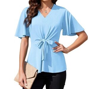 NWT Light Blue Tie-Front V-Neck Top - Women Size Medium